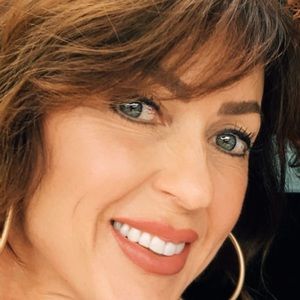 Meet Your Posher, Tracey